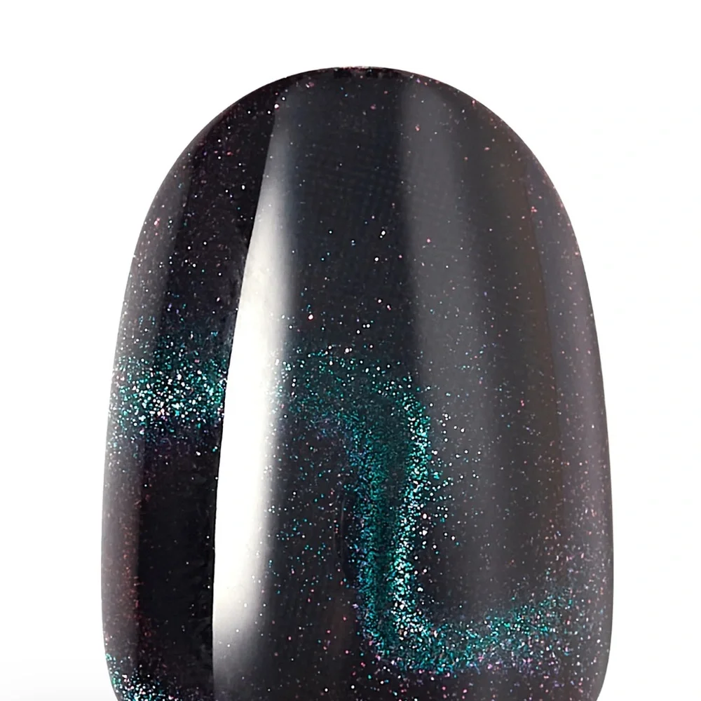 🍀KISS Voguish Glow in the dark Fantasy sci-fi Press On Glue Nails - Night Sky - Picture 4 of 4